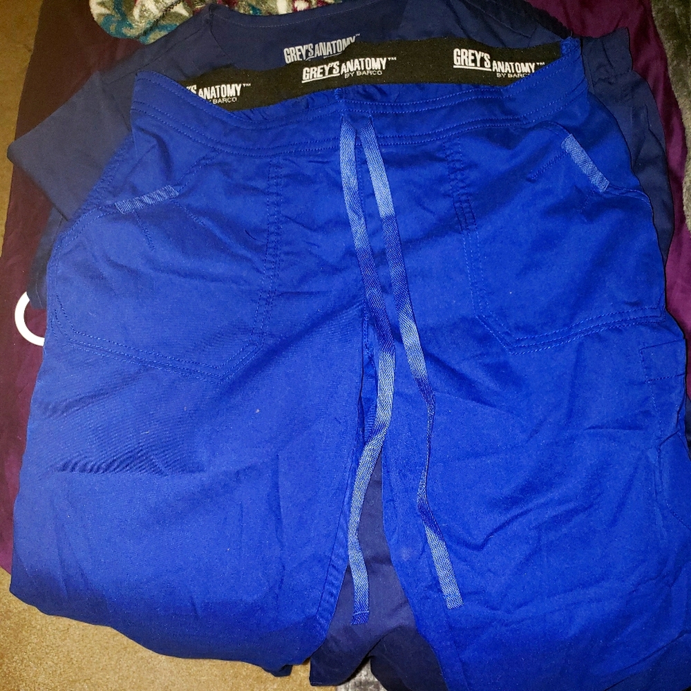 1 pair of scrub pants 5 scrub tops